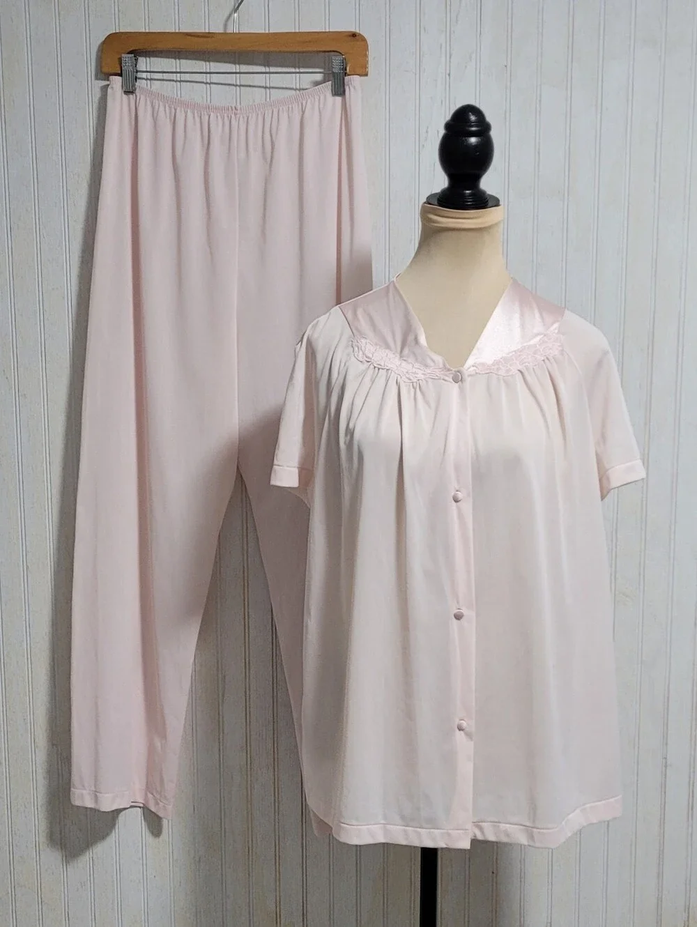 Vintage 70s Vanity Fair Soft Light Pink Pajama Set Size Large